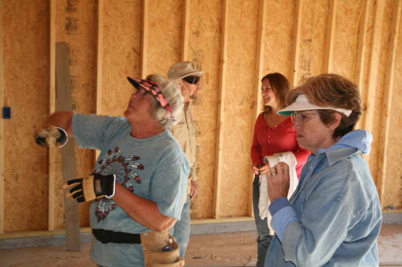 EXIT Realty _amp_ Habitat For Humanity_2008 10 27_7905.jpg