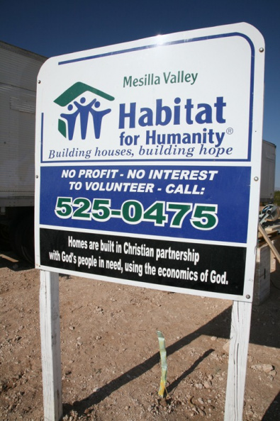 EXIT Realty _amp_ Habitat For Humanity_2008 10 27_7936.jpg