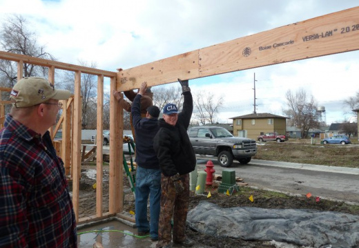 Wall-Raising-018