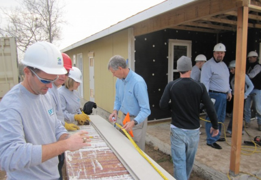 AustinHabitatBuildBlitzMonday12 782p