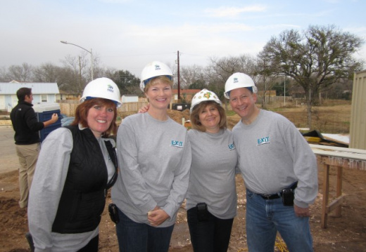 AustinHabitatBuildBlitzMonday13 782p