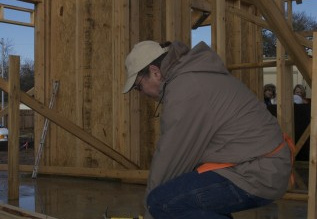 AustinHabitatBuildBlitzSaturday37 782p