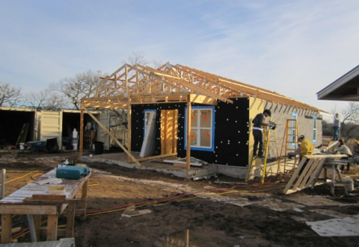 AustinHabitatBuildBlitzSunday10 782p